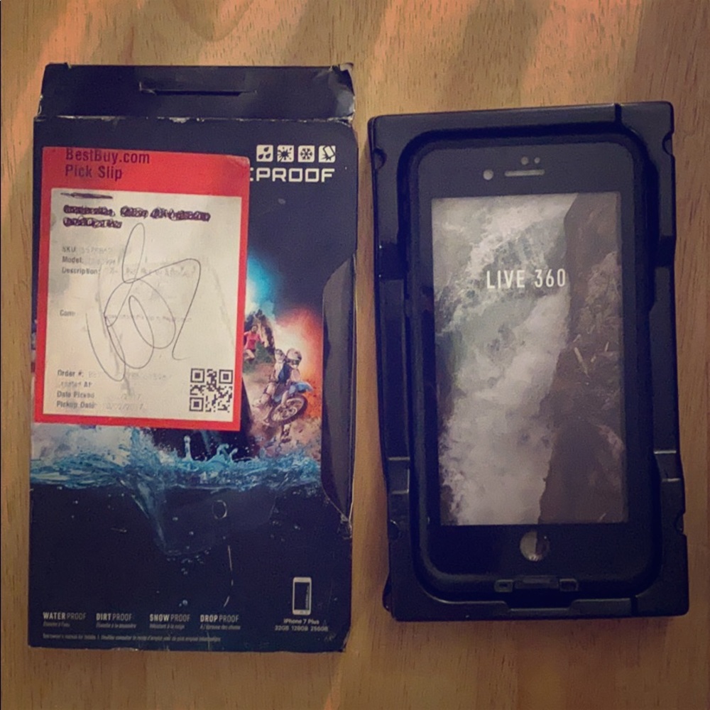 iPhone 7/8 plus Lifeproof case